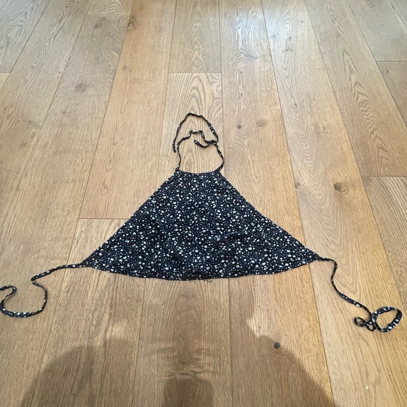 Halter Tie back Floral Top - Picture 2 of 2